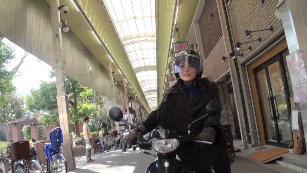 a Walk through Sanjo Market / 三条会商店街を歩く