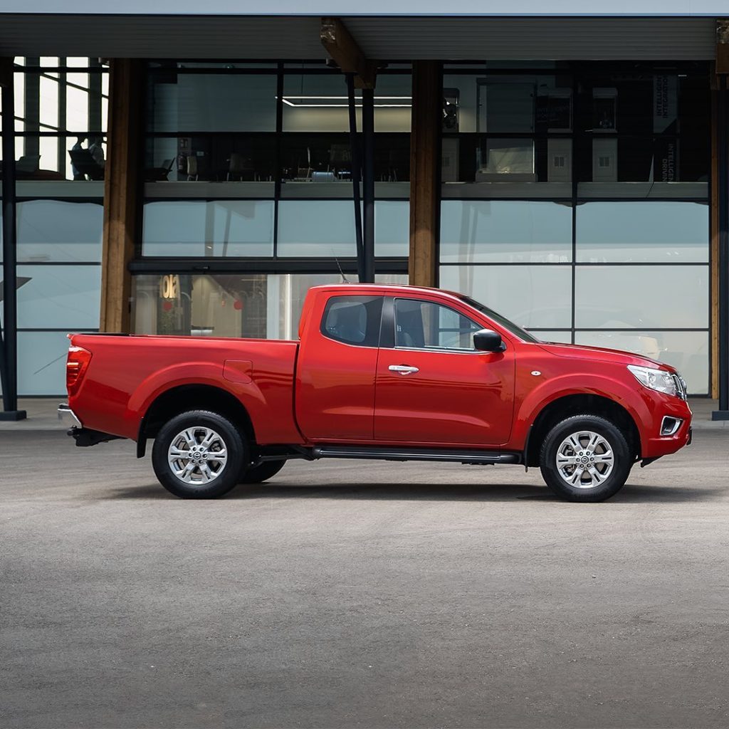 Cheek to Cheek. #NissanNavara #Nissan #Navara...