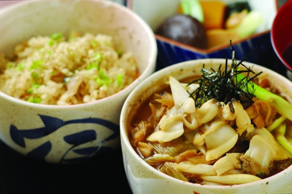 FUKAGAWA-MESHI
Dig deeply into the history of Tokyo foods with Fukagawa-meshi, a...