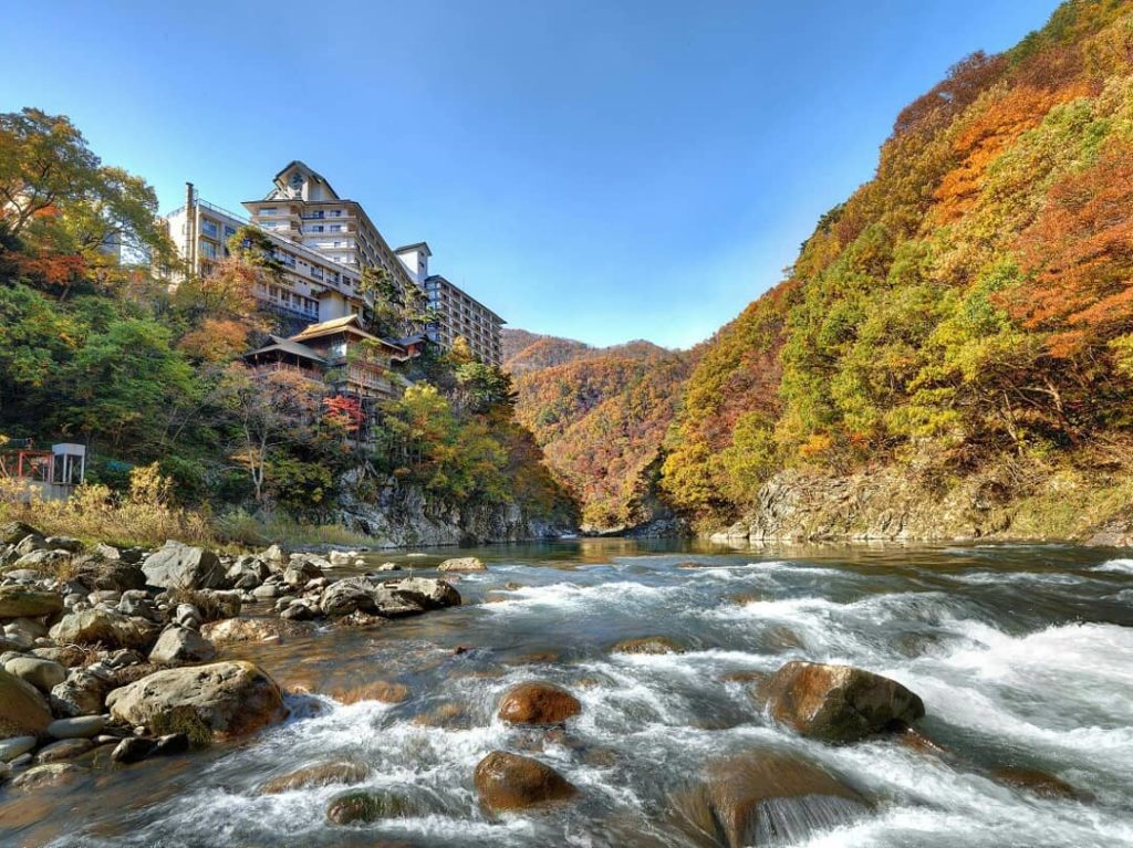 Visit Japan: Ashinomaki Onsen is a spa resort surrounded by beautiful nature in the Oku-Aizu … Ashinomaki Onsen is a spa resort surrounded by beautiful nature in the Oku-Aizu ...
