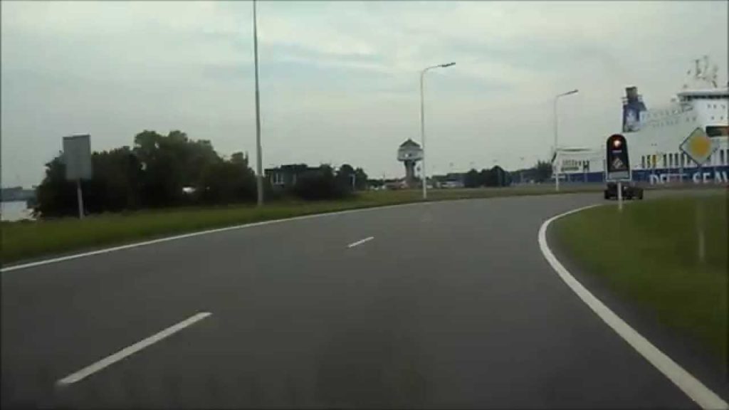 NL004: Tour in the city of Terneuzen