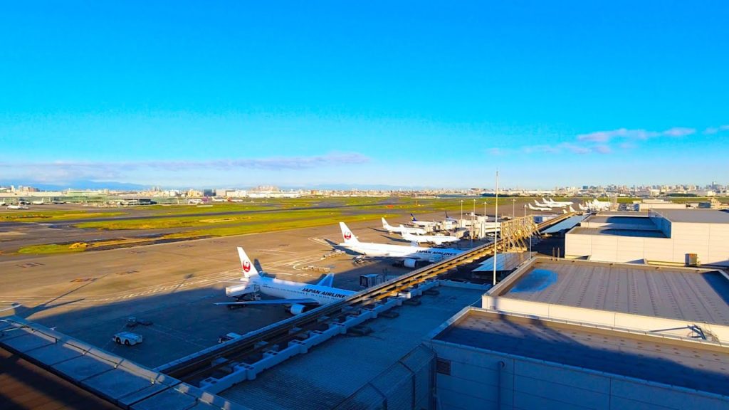 Tokyo walk -  Haneda Airport Terminal1 / a Landside (羽田空港 第一ターミナル 一般区域) - 4K