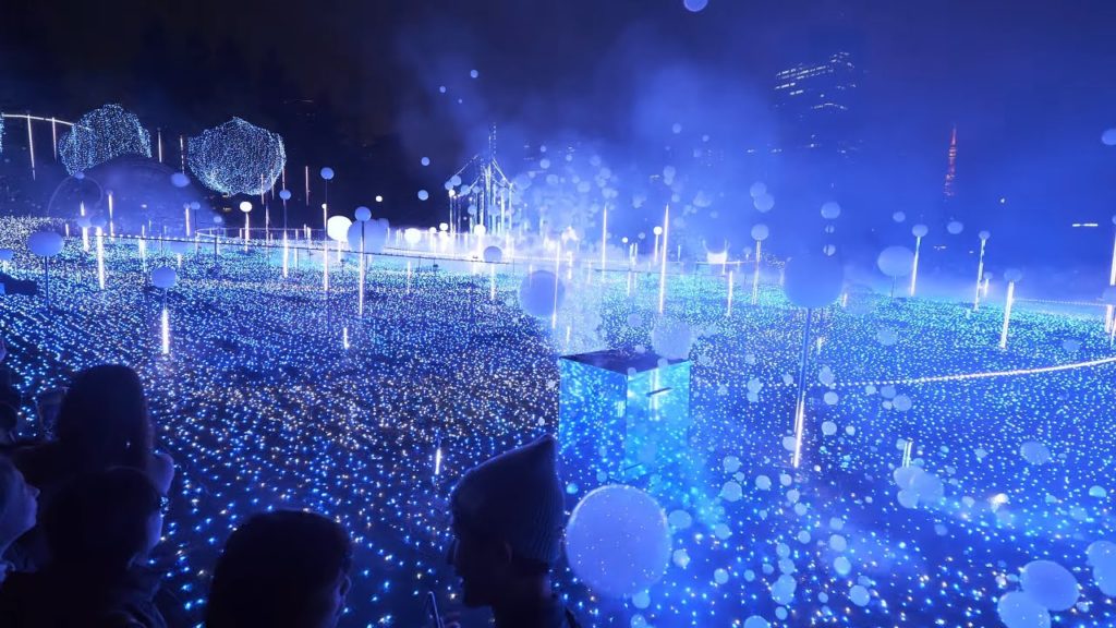 【4K】Christmas lights and light shows in Tokyo Roppongi 2019