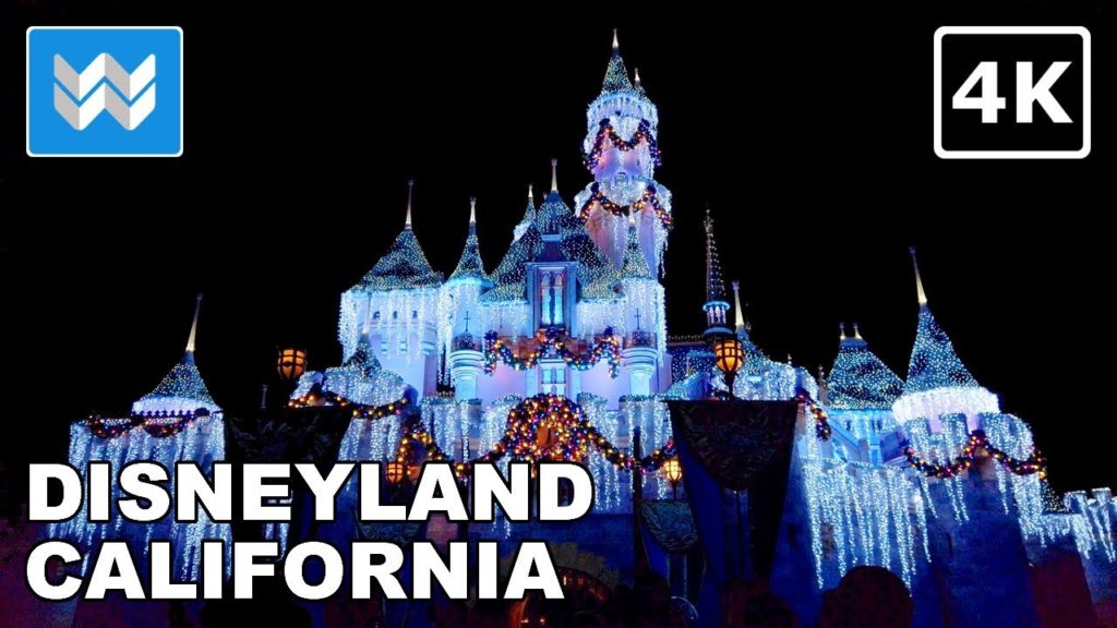 Disneyland Main Street at Midnight - Christmas Holiday Walking Tour 2019 🎧 Binaural Sound 【4K】