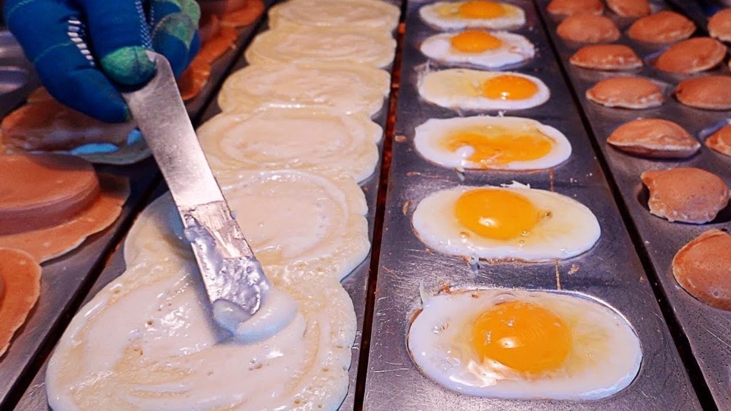 계란빵 Original Egg Bread, Delicious Egg Bun - Korean Street Food