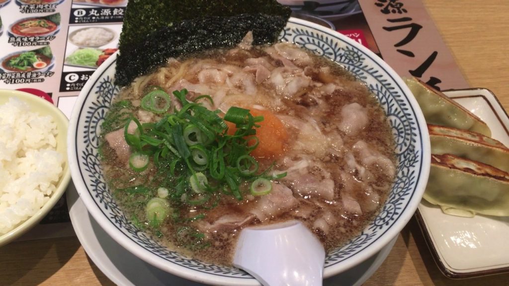 アキーラさん堪能①浜松市・ラーメン丸源！昼食・餃子セット！Ramen Marugen in Hamamatsu city in Japan