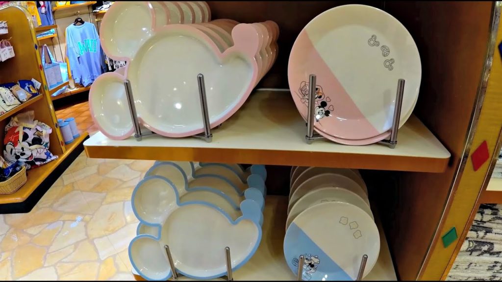 OSAKA DISNEY STORE TOUR - SHINSAIBASHI