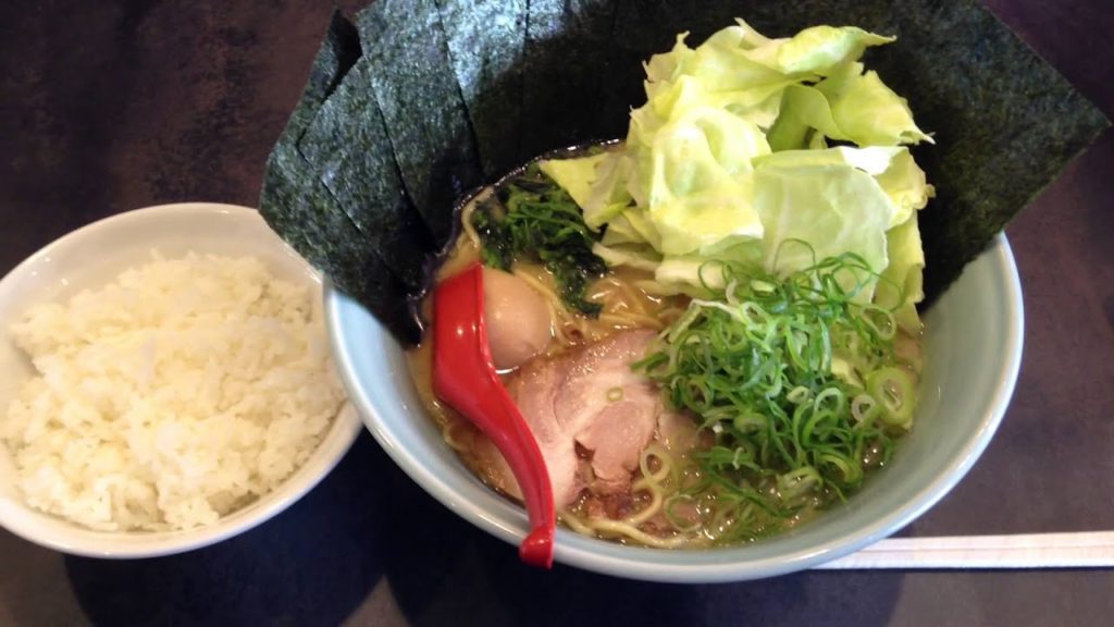 アキーラさん堪能②静岡県吉田町・松壱家・豚骨醤油ラーメン大盛り！Ramen,Matsuichiya in Yoshida-town in Shizuoka prefecture,Japan
