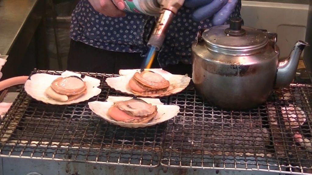 Japanese Street Food - Grilled Abalone Tokyo Tsukiji