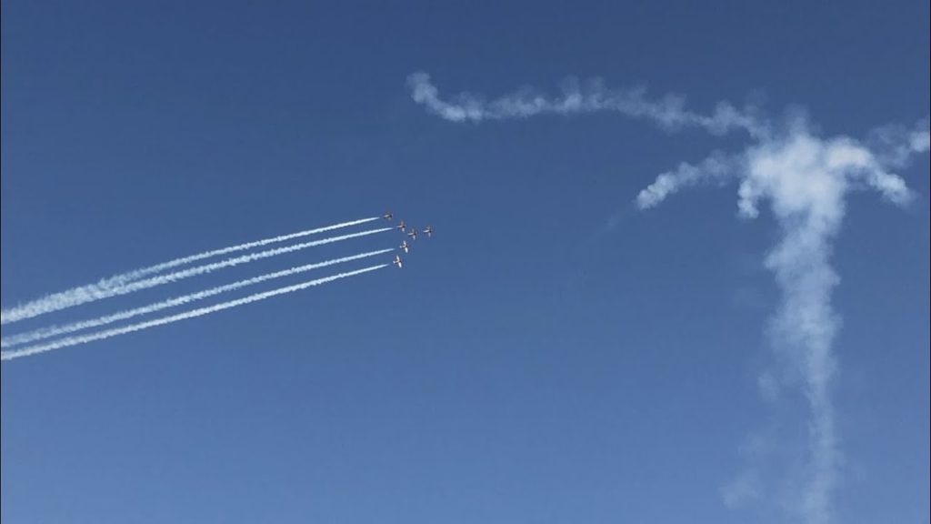 UAEのフライトチーム「アルフルサン」による航空機ショー！Al Fursan Flight Show! 2019年F1アブダビGP ヤスマリーナ・サーキットより Aerobatic