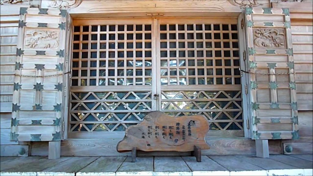 引手力命神社・象気功 / Hikitechikaranomikoto Shrine