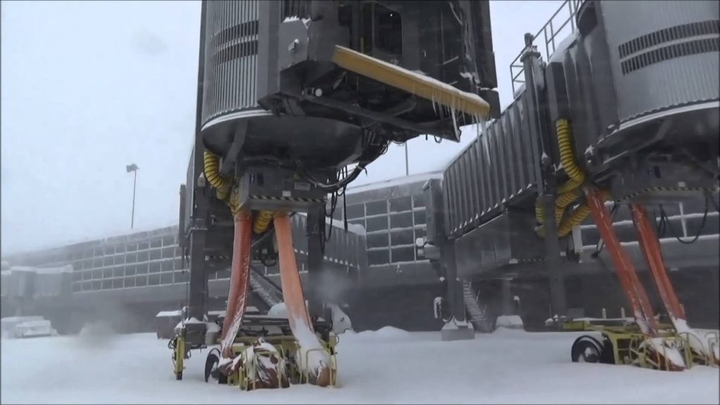 Blizzard at Dulles International 1-23-2016 (AM)