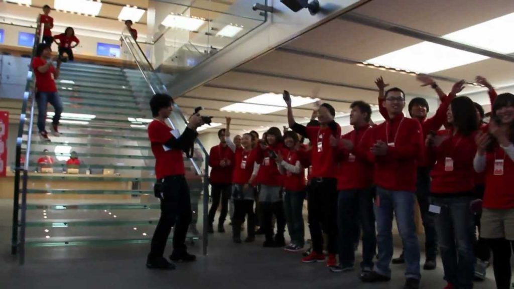 Apple Store Nagoya Sakae：Lucky Bag 2012