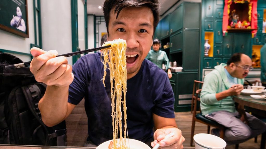 Hong Kong Food Tour - MICHELIN STAR NOODLES - Mak’s Noodle + Yat Lok Roast Goose