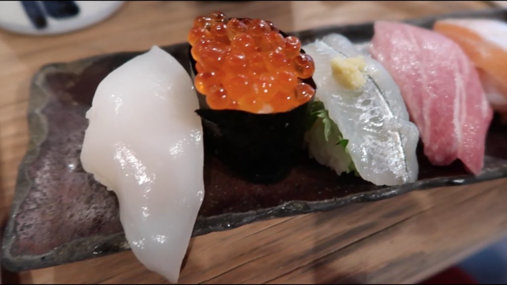 Eating Sushi at Endo Sushi in Osaka Central Fish Market. Osaka [Vlog 28]