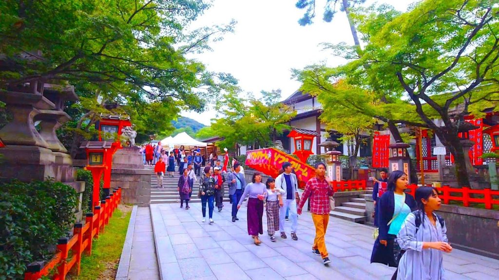 Kyoto Walk - Explore around Gion, Yasaka Shrine (八坂神社 -  祇園のまわり) - 4K