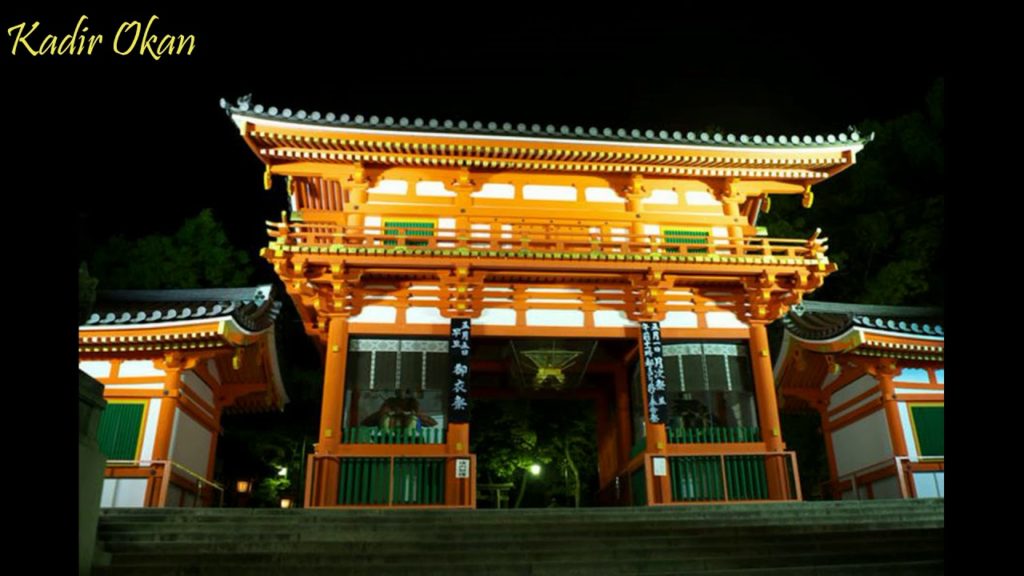 yasaka shirine Kyoto