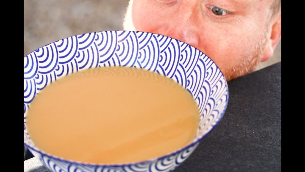 How to make a TONKOTSU RAMEN | Hakata 60 HOUR Soup