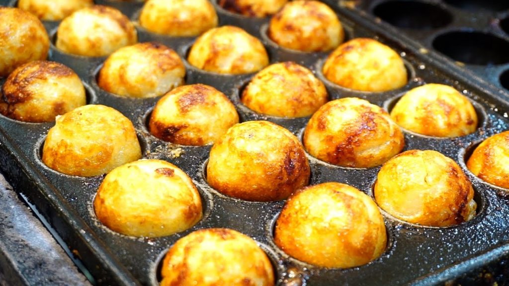 겉은 바삭 속은 촉촉한 타코야끼 Takoyaki / Korean street food