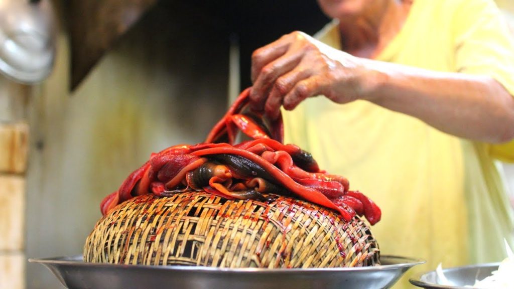 DANGEROUS noodles | ULTIMATE NOODLE tour in Tainan, Taiwan | Taiwanese street food tour |