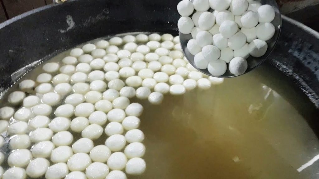 RASGULLA: Amazing Rasgulla Making | How to Make Rasgulla | Street Food in India (Part-1)