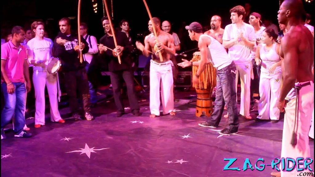Festival de la Caïpirinha: demo de Capoeira par "Capoeira Luanda Paris"