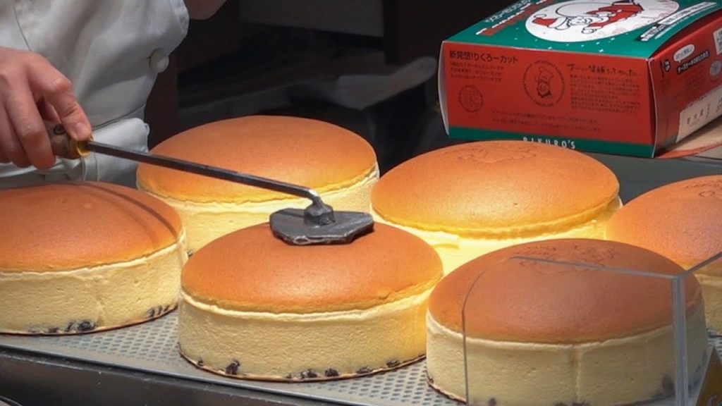 Japanese Cheese Cake - Uncle Rikuro's CHEESECAKE Osaka Japan