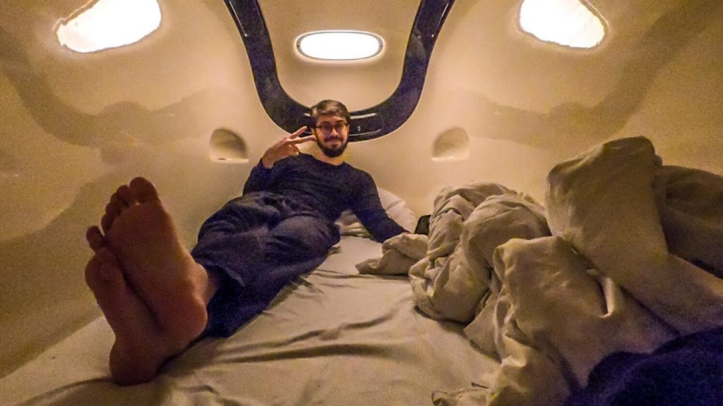 Japonya'da KAPSÜL OTEL'DE KALDIM-Polisler Resmimi Çekti- Osaka Kalesi #10