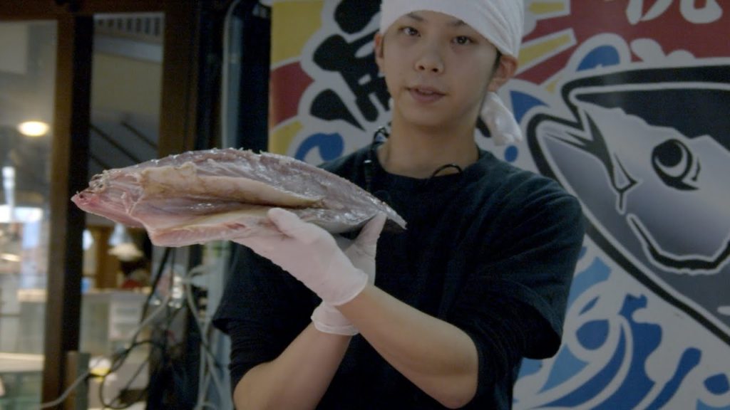 Japanese street food, tuna and salmon cutting demonstration, Eat sushi and rice bowl