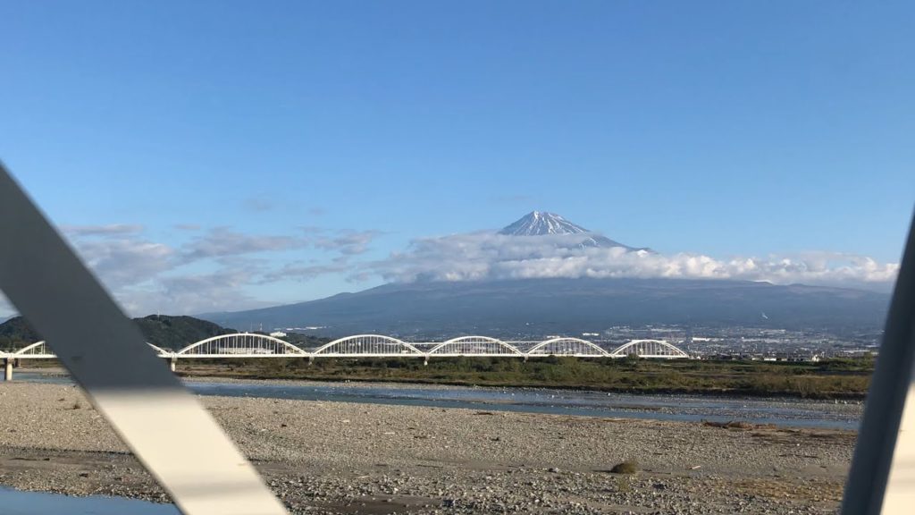 【4K動画】絶景の富士山通過（時速300キロ）東海道新幹線（JR東海）