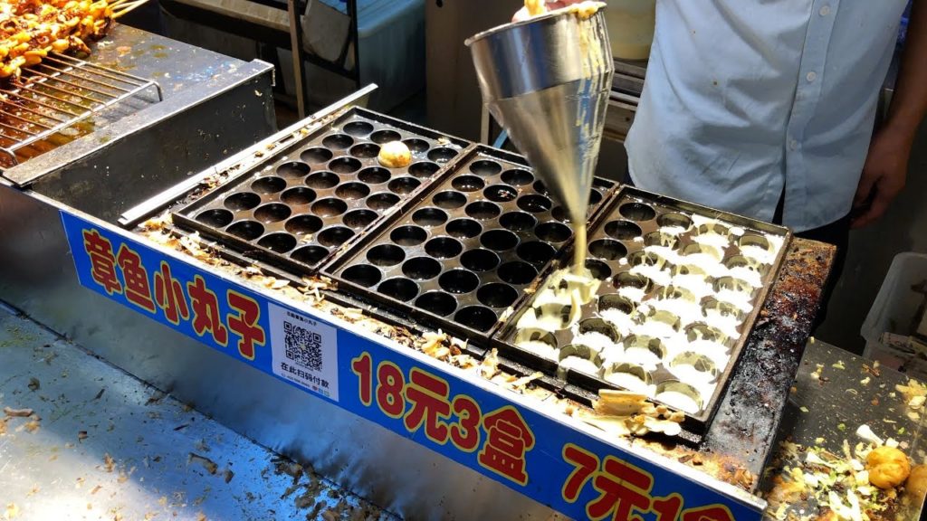 行列のできるたこ焼き屋台 職人芸[飯テロ公式] Japanese takoyaki  street food japan how to make  takoyaki