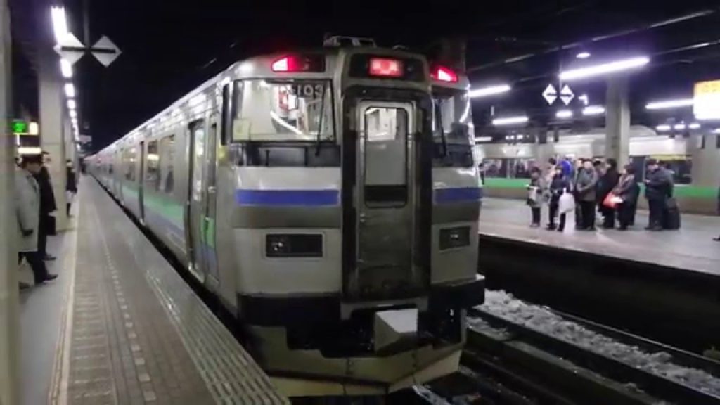 函館本線キハ201系回送 札幌駅到着 JR-Hokkaido Hakodate Main Line KiHa201 series DMU