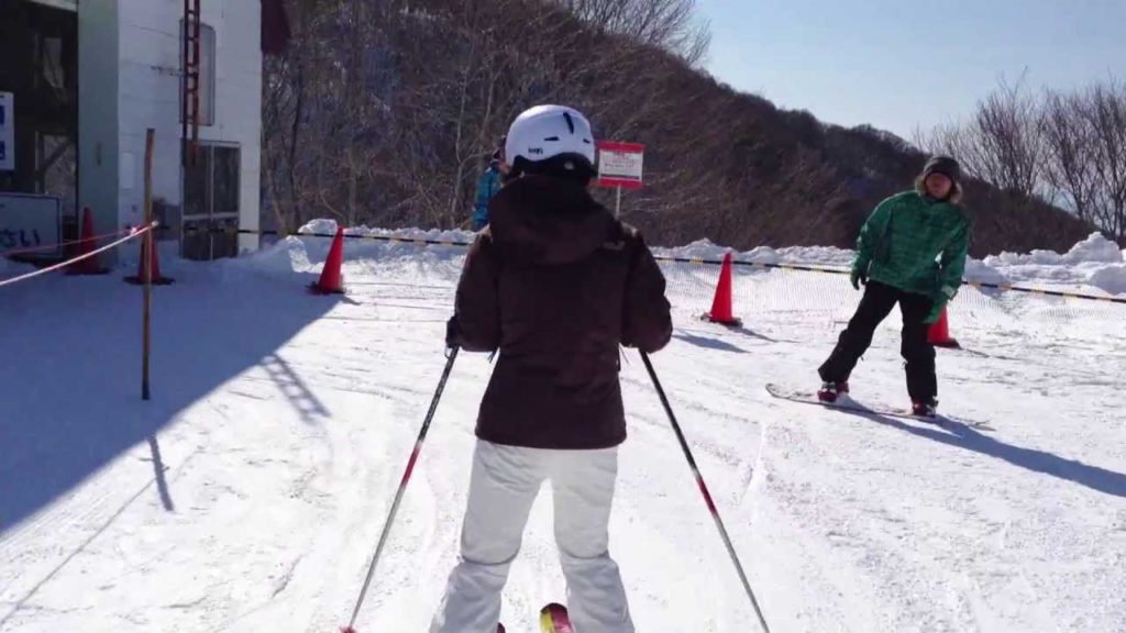 Nozawa Onsen beginner skiing in February 2013