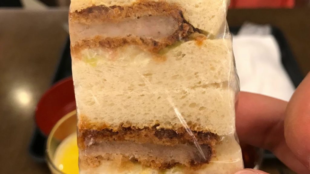 Flight report Singapore Airline dreamliner business class from Osaka to Singapore