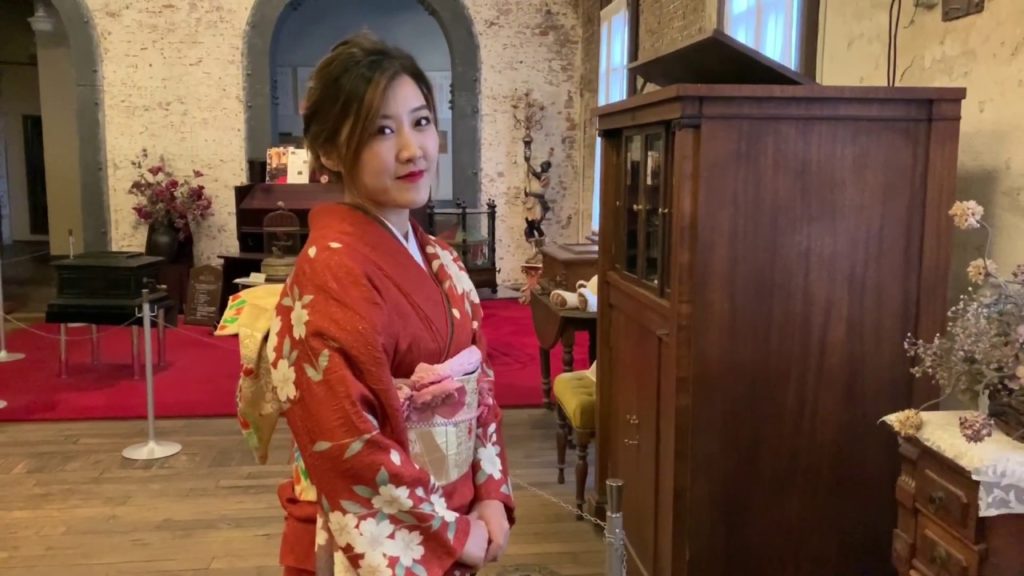 A beautiful Chinese woman enjoyed a kimono experience on a trip to Hakodate, Hokkaido