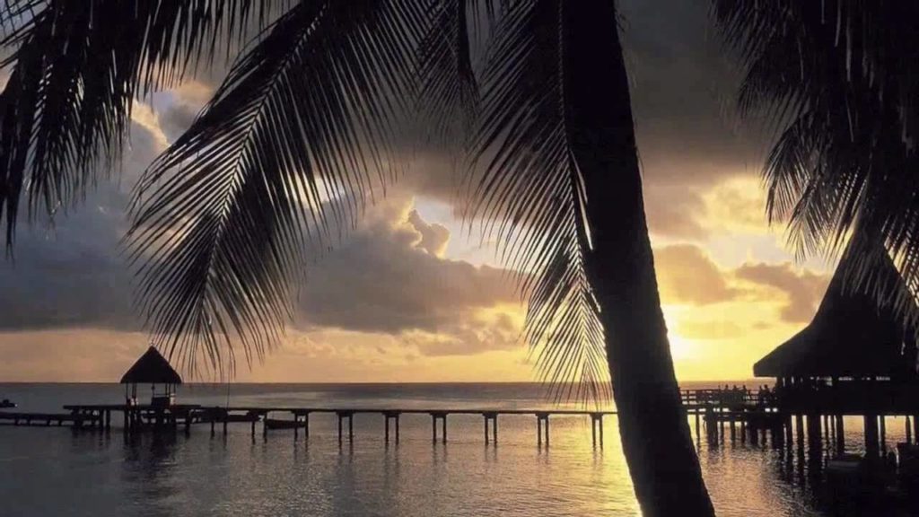 Gambier Island – French Polynesia Gambier Island - French Polynesia