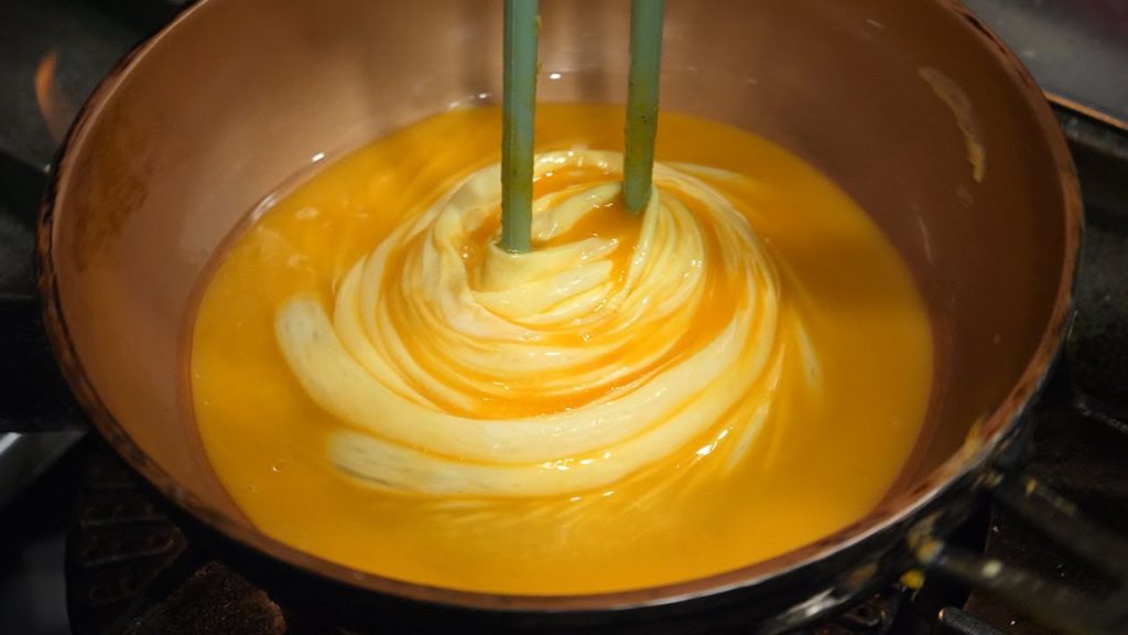 회오리 오므라이스 달인, 줄서서 먹는 곳 – 샤로수길 / omelet rice master – korean street food 회오리 오므라이스 달인, 줄서서 먹는 곳 - 샤로수길 / omelet rice master - korean street food