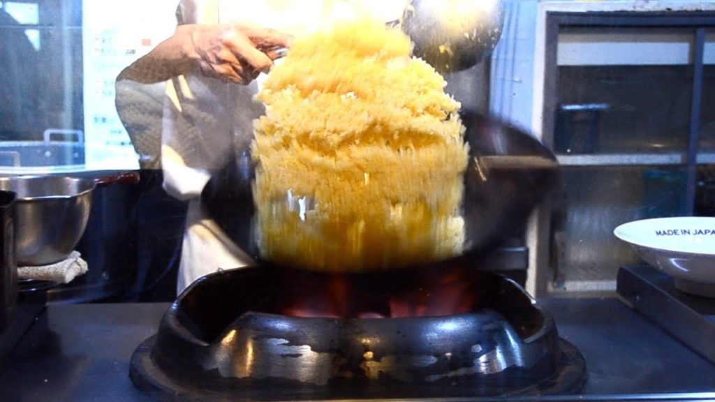 Japanese Street Food - How to make PROFESSIONAL FRIED RICE