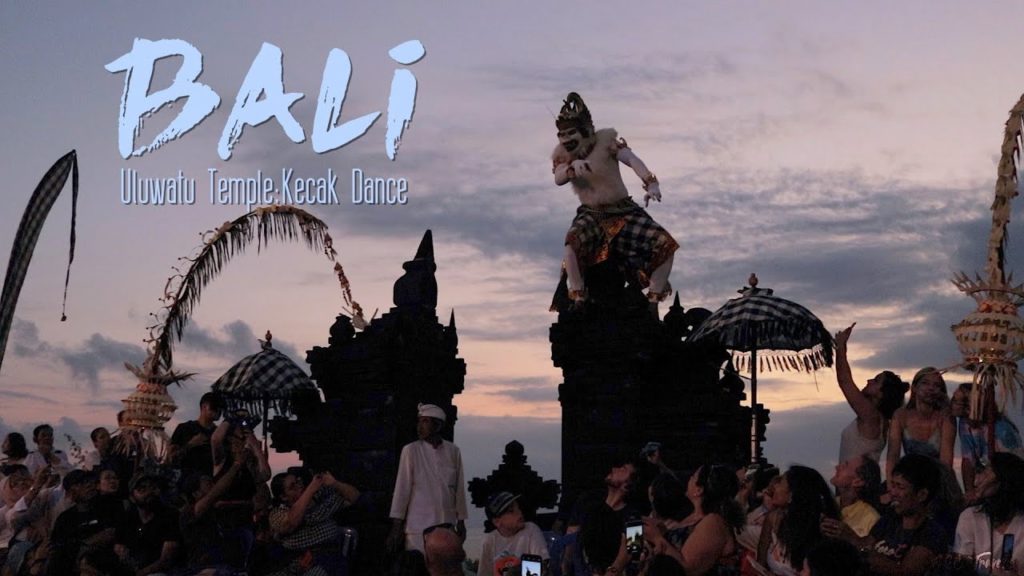 Bali Kecak Dance - Uluwatu Temple