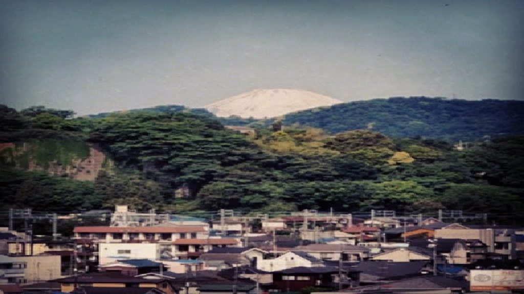 Seeing Mt Fuji From My Roof - AndyJapandy S01-E073