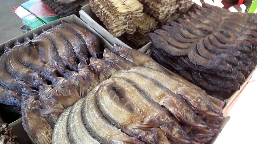 Food Travel - Dried fish - Tourist port of Kampong Chhnang