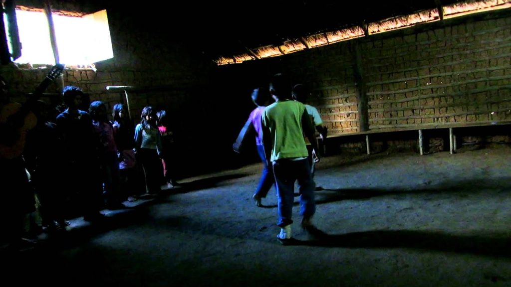 Indian children sing in Tupi Guarani