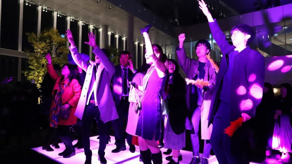あべのハルカス展望台でディスコイベント　DJ KOOさん登場!