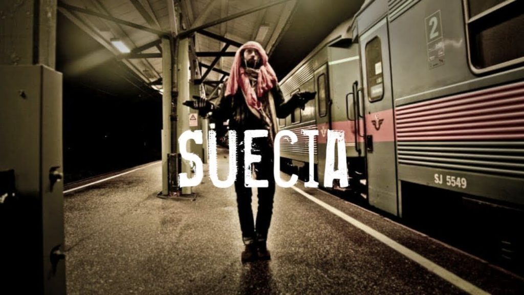 SUECIA y la noche en el pueblo vacio