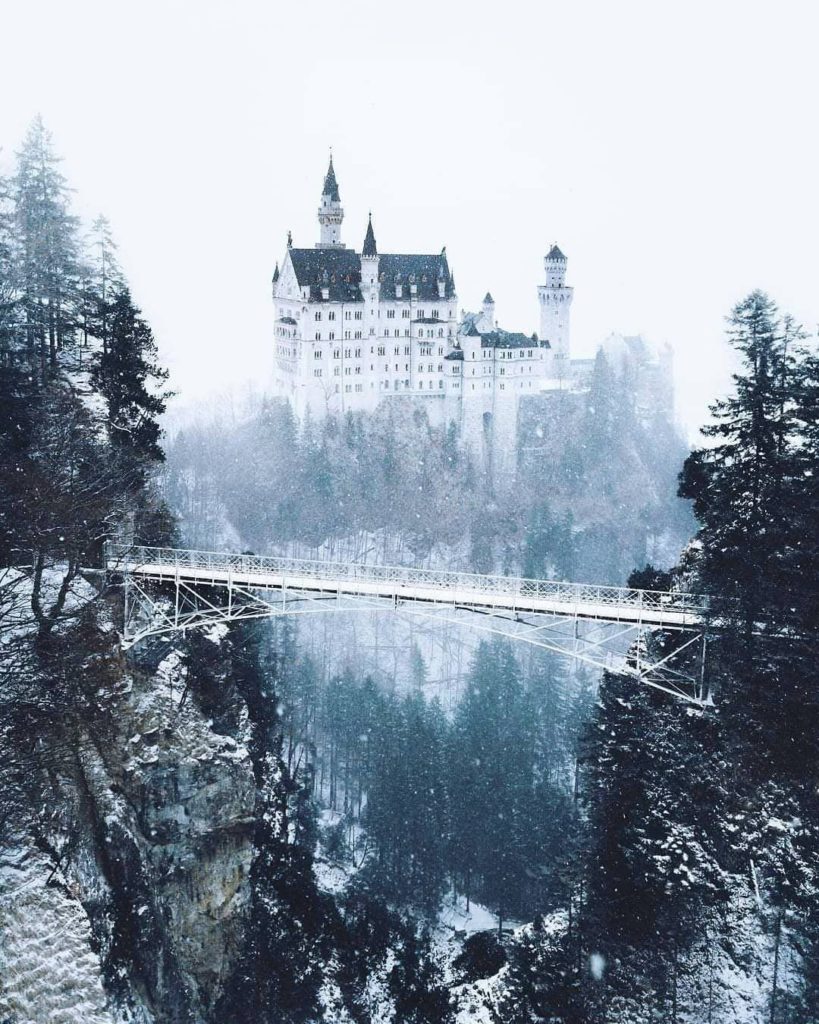 .
Neuschwanstein Castle stands majestically in a fairytale snowscape.
#DramaticD...