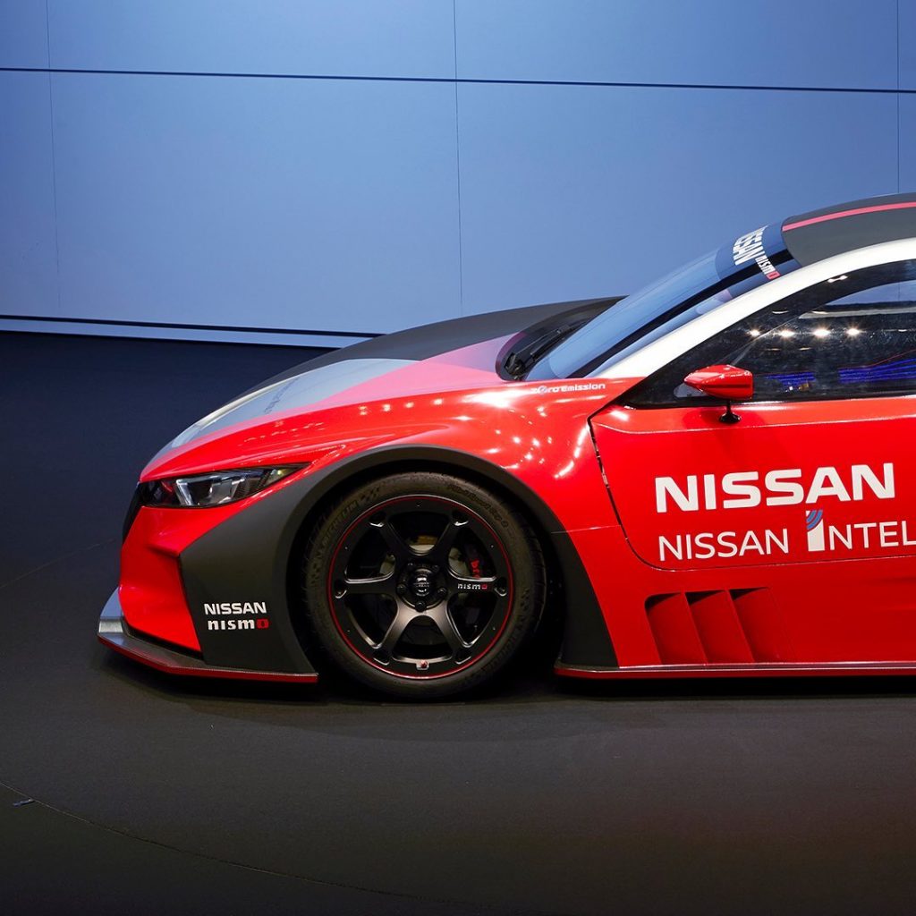 Pulling up to the holiday party like... #NissanLEAF #NISMO #RC 
#Nissan #Intelli...