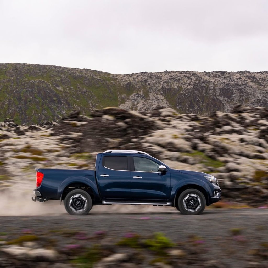*Hair Flip* #Midweek #NissanNavara #Nissan #Navara...