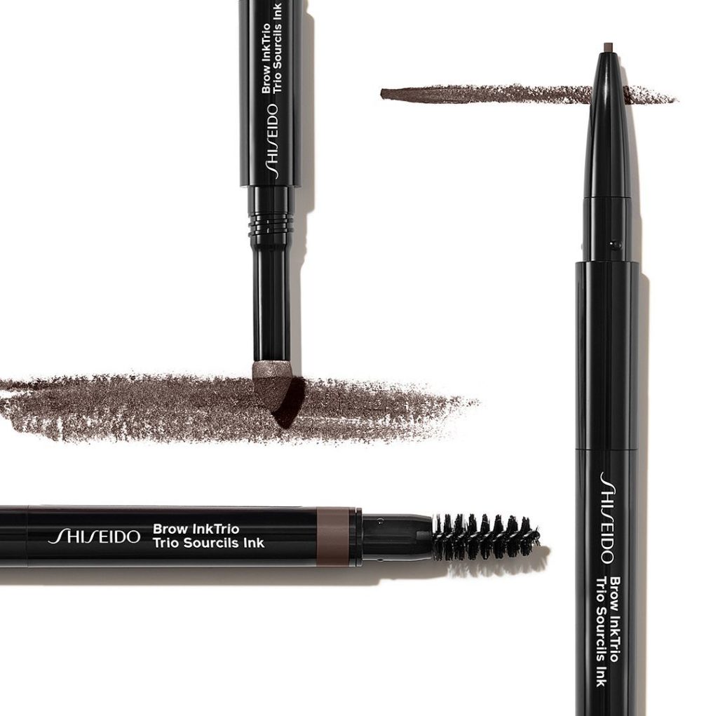 Strike the perfect balance with the Brow InkTrio. This three-in-one tool feature...