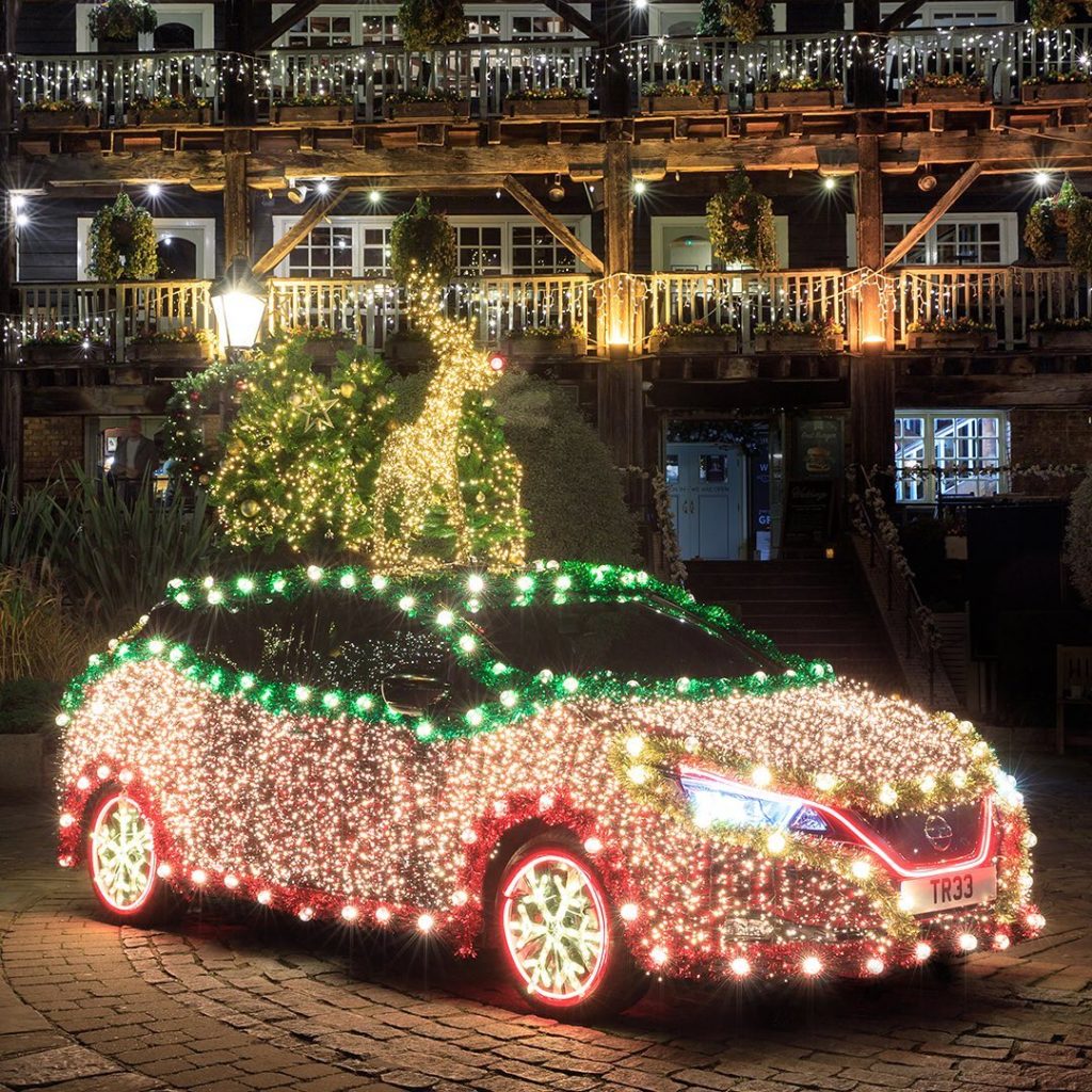 Which way's the holiday party? #HappyHolidays #NissanLEAF #SimplyAmazing...