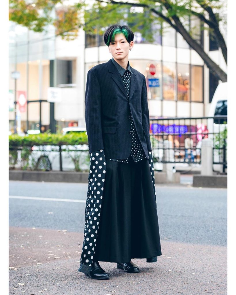 19-year-old Japanese student Nagi (@12.na.167) on the street in Harajuku wearing...